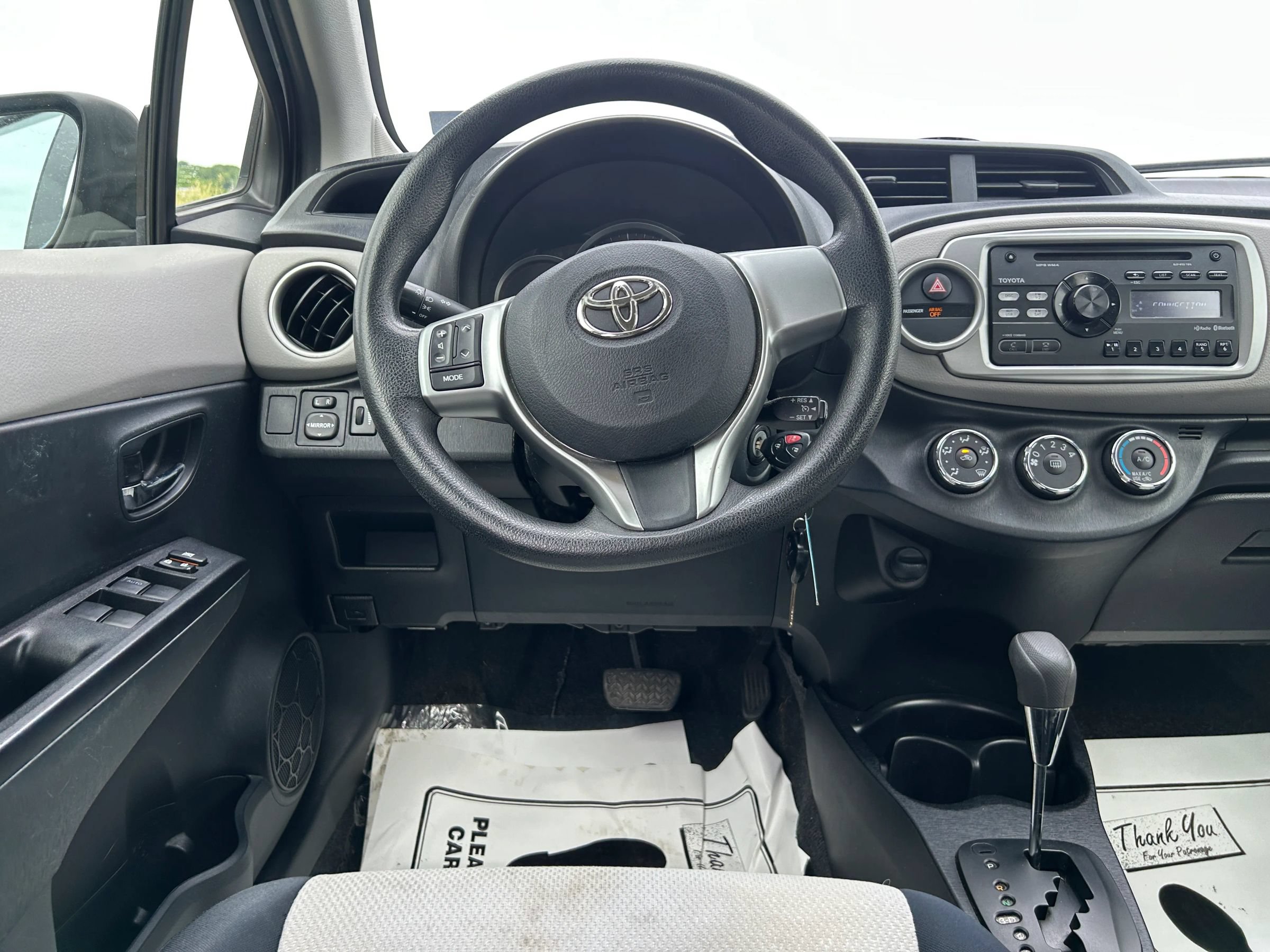 Used 2012 Toyota Yaris LE FWD image 16