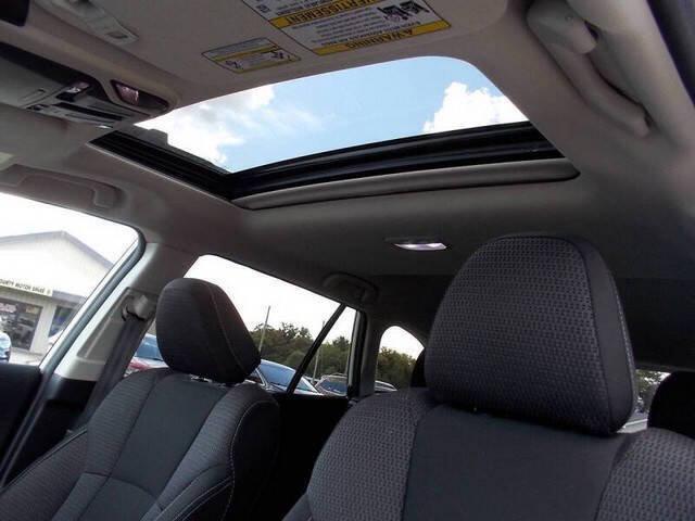 Used 2024 Subaru Outback Premium AWD/4WD image 16