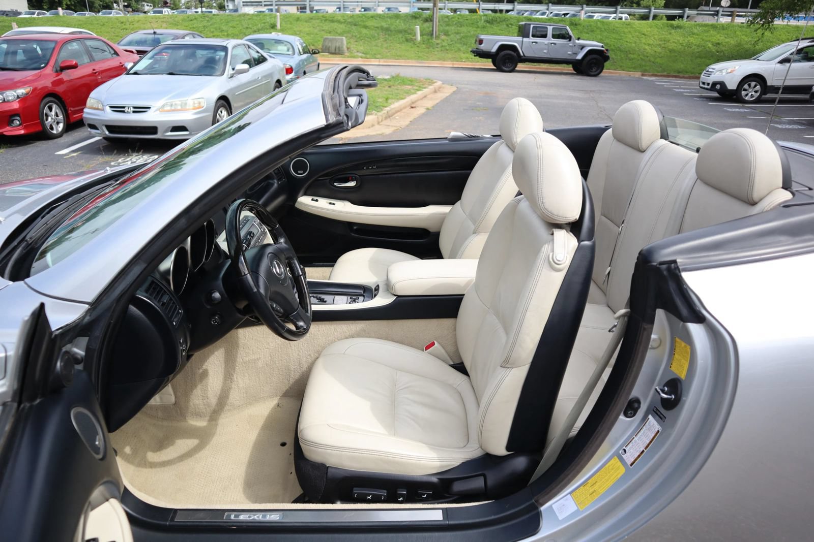 Used 2009 Lexus SC 430 Convertible RWD image 10
