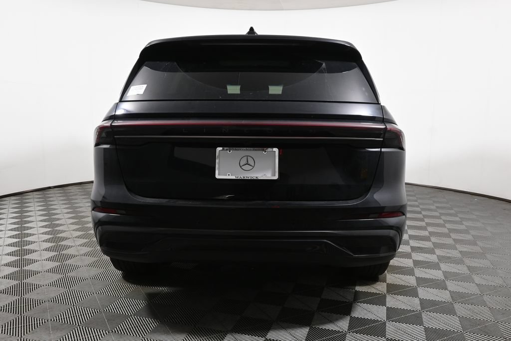 Used 2024 Lincoln Nautilus Reserve w/ Equipment Group 202A AWD/4WD image 10