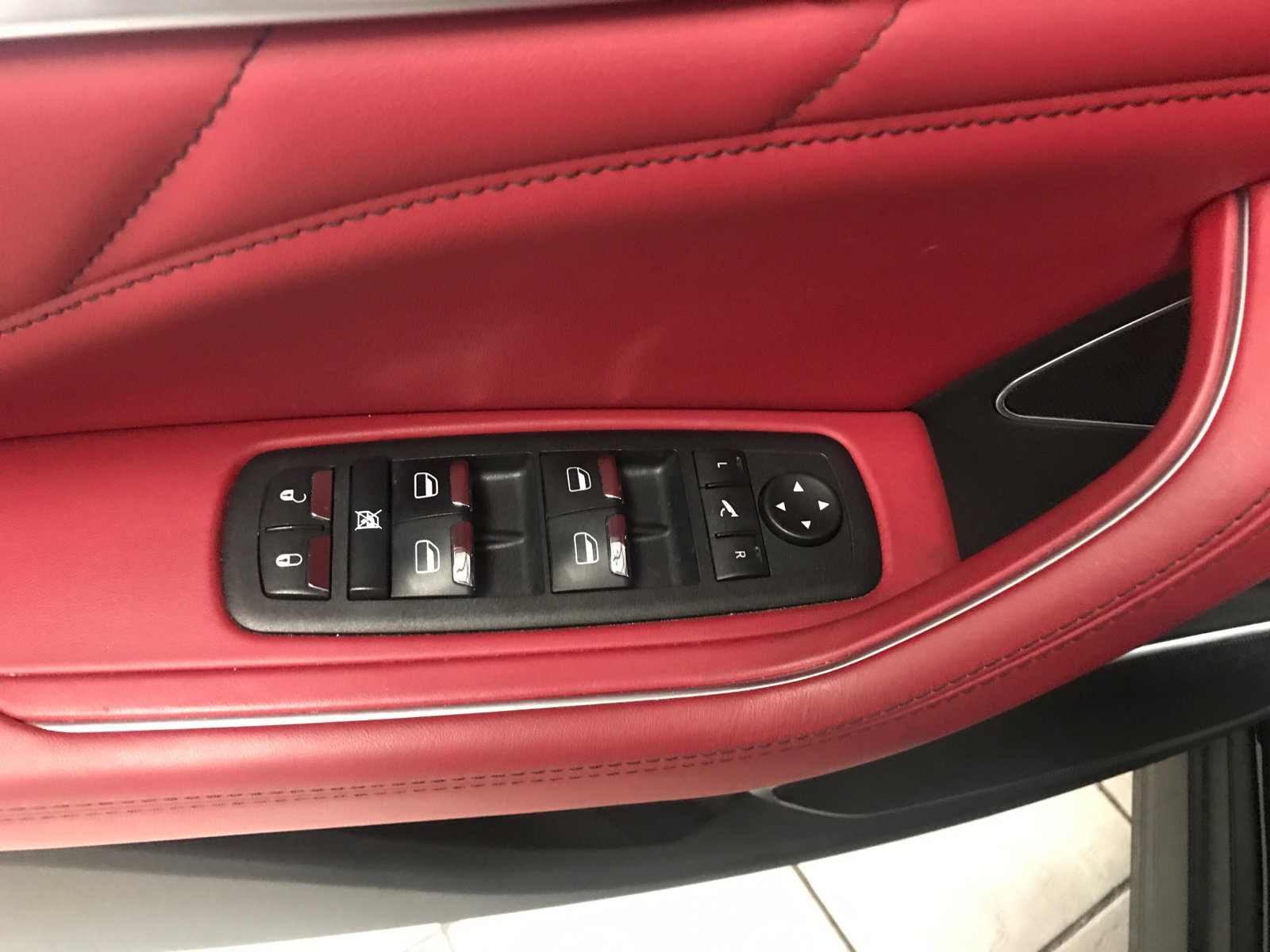 Used 2022 Maserati Levante GT image 9