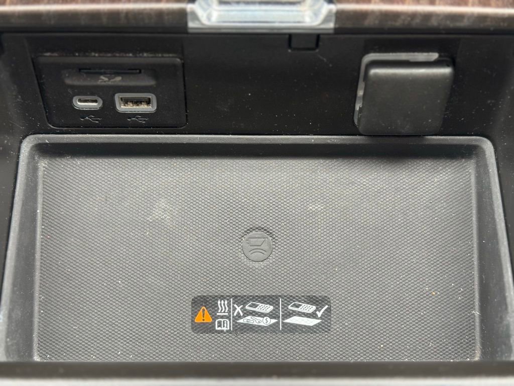 Used 2021 GMC Yukon Denali image 21