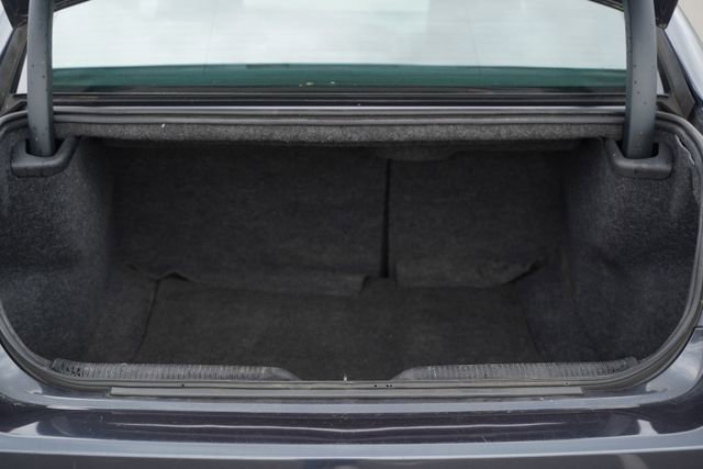 Used 2018 Dodge Charger SXT image 17