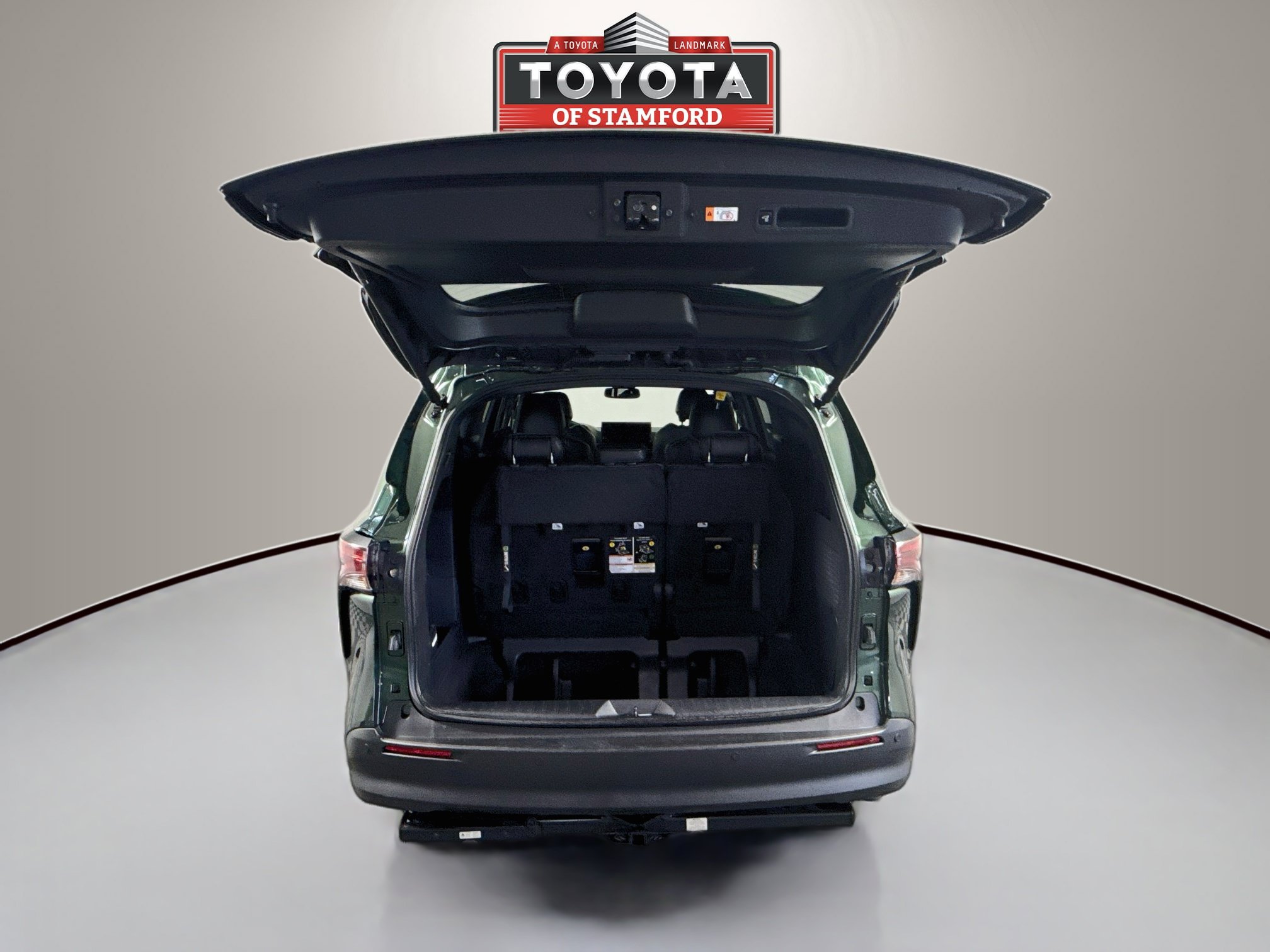 Certified 2025 Toyota Sienna XLE Woodland Edition AWD/4WD image 27