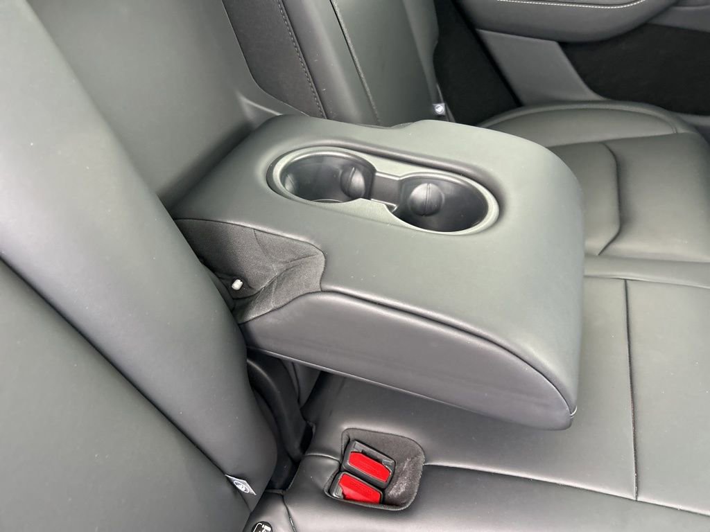 Used 2025 Tesla Model Y Long Range image 43