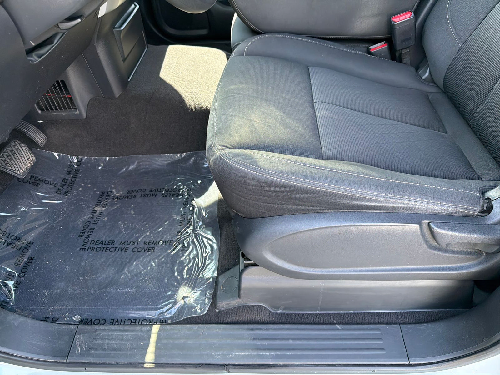Used 2017 Nissan Titan SV RWD image 21