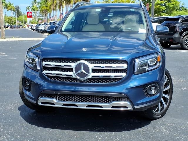 Used 2022 Mercedes-Benz GLB 250 image 2