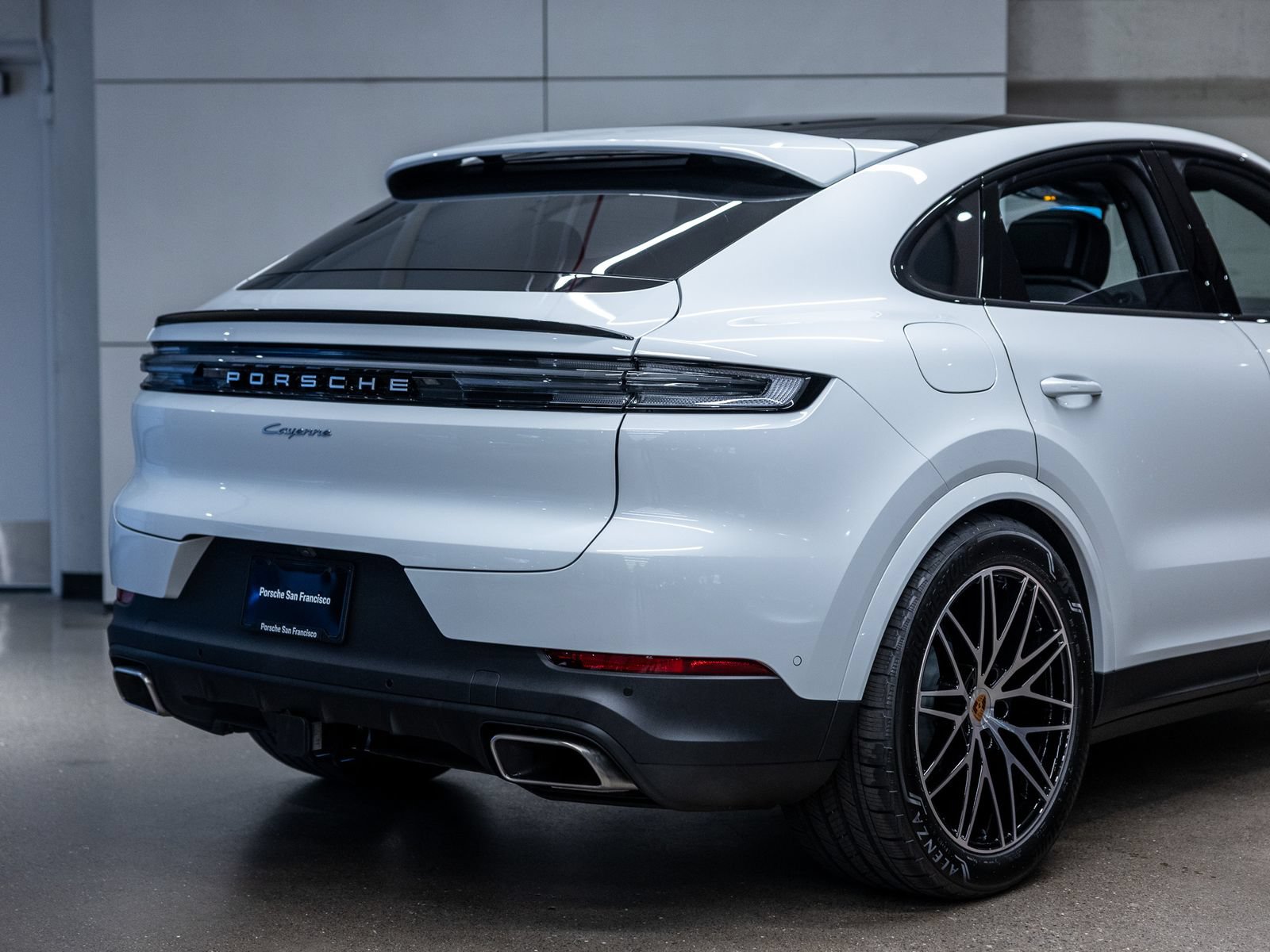 New 2026 Porsche Cayenne Coupe AWD/4WD image 26