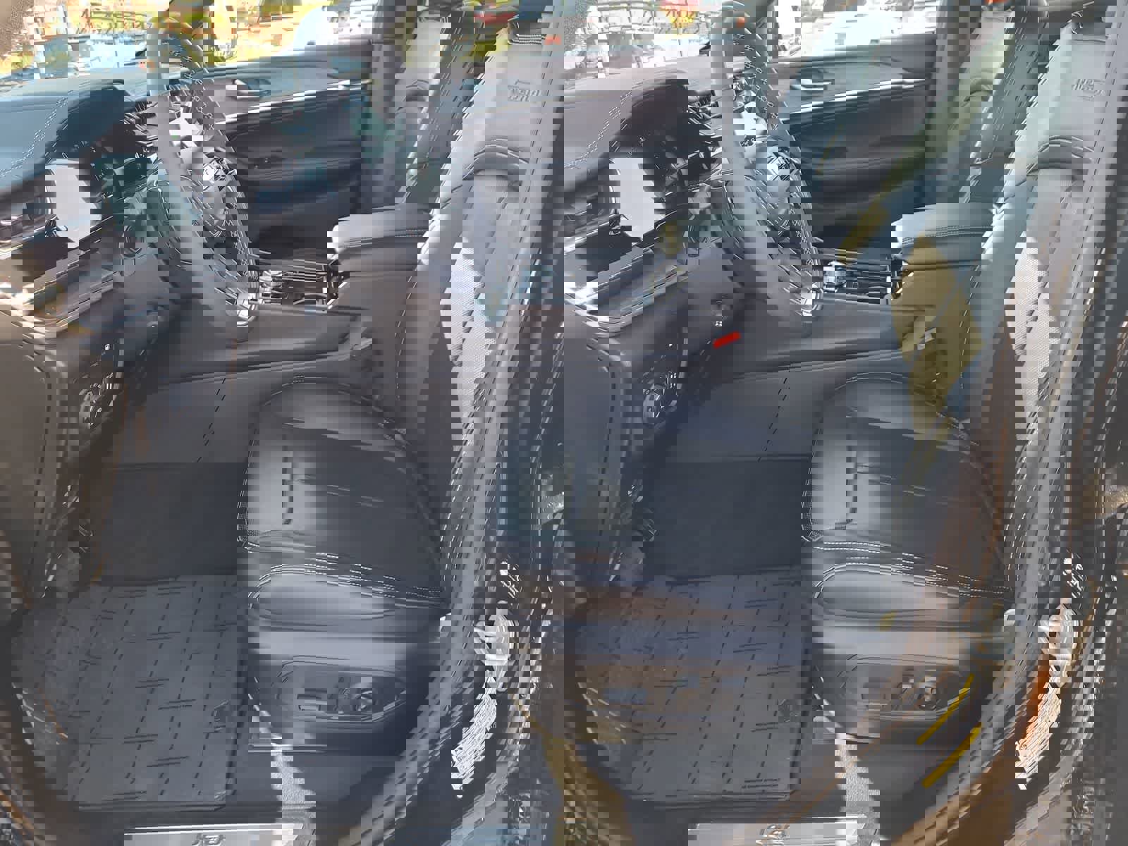 Used 2024 Jeep Grand Cherokee Overland w/ Trailer Tow Package image 19