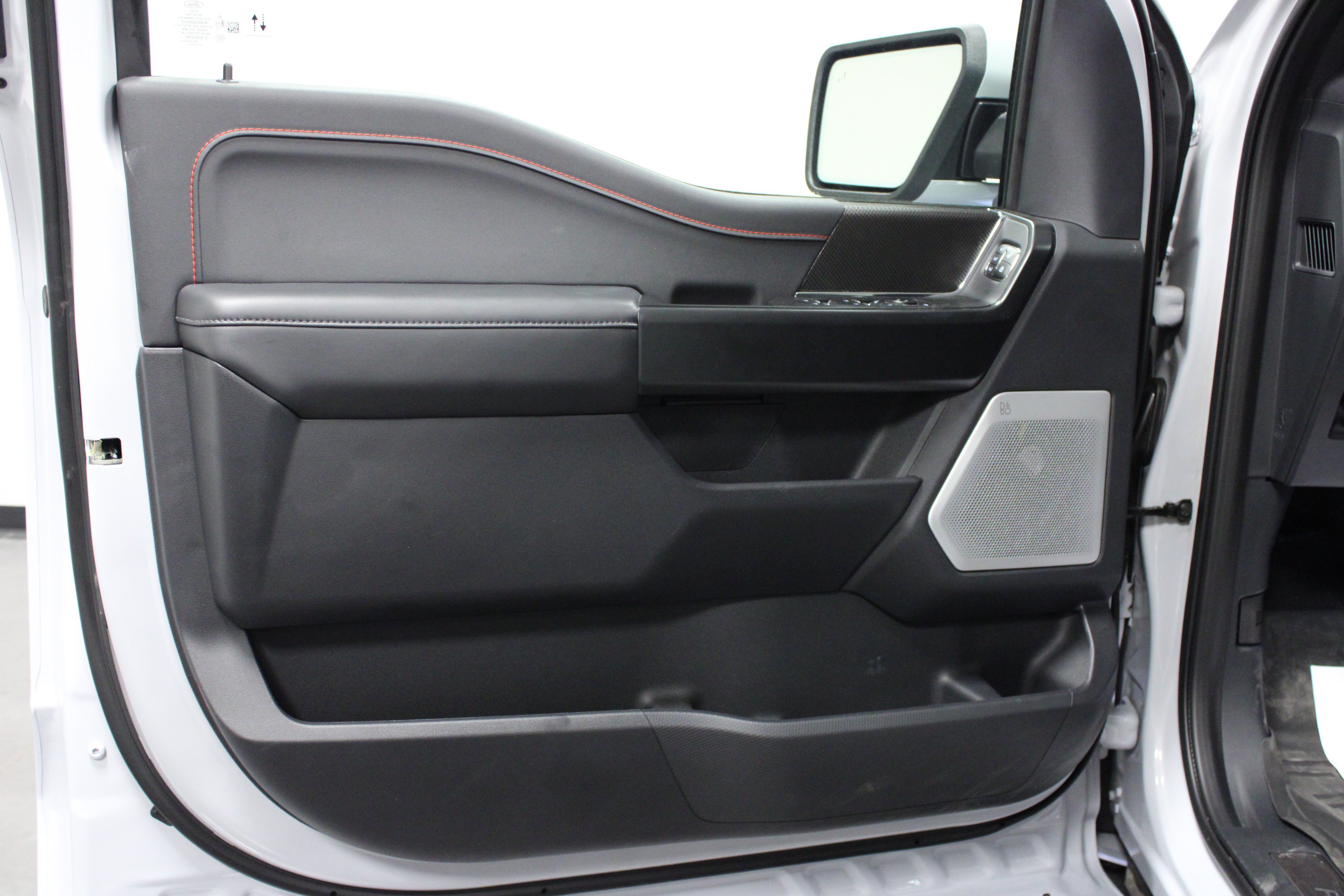 Used 2025 Ford F150 Raptor AWD/4WD image 11