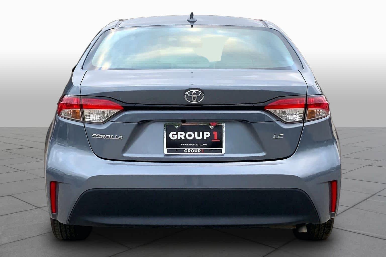Used 2024 Toyota Corolla LE FWD image 5
