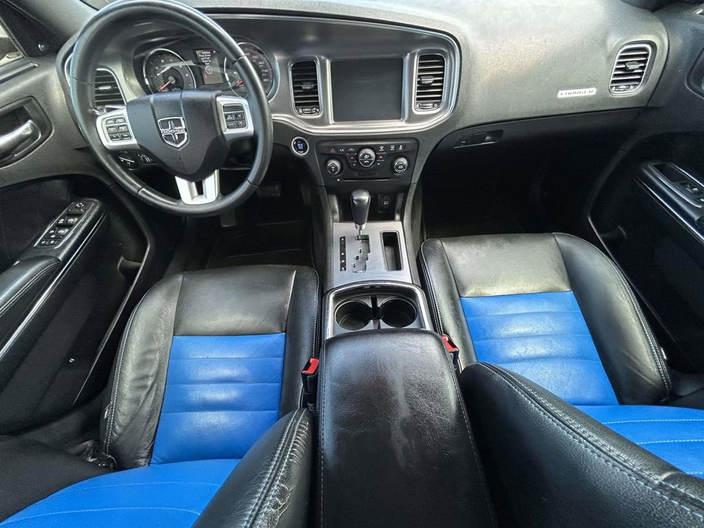 Used 2013 Dodge Charger R/T RWD image 12