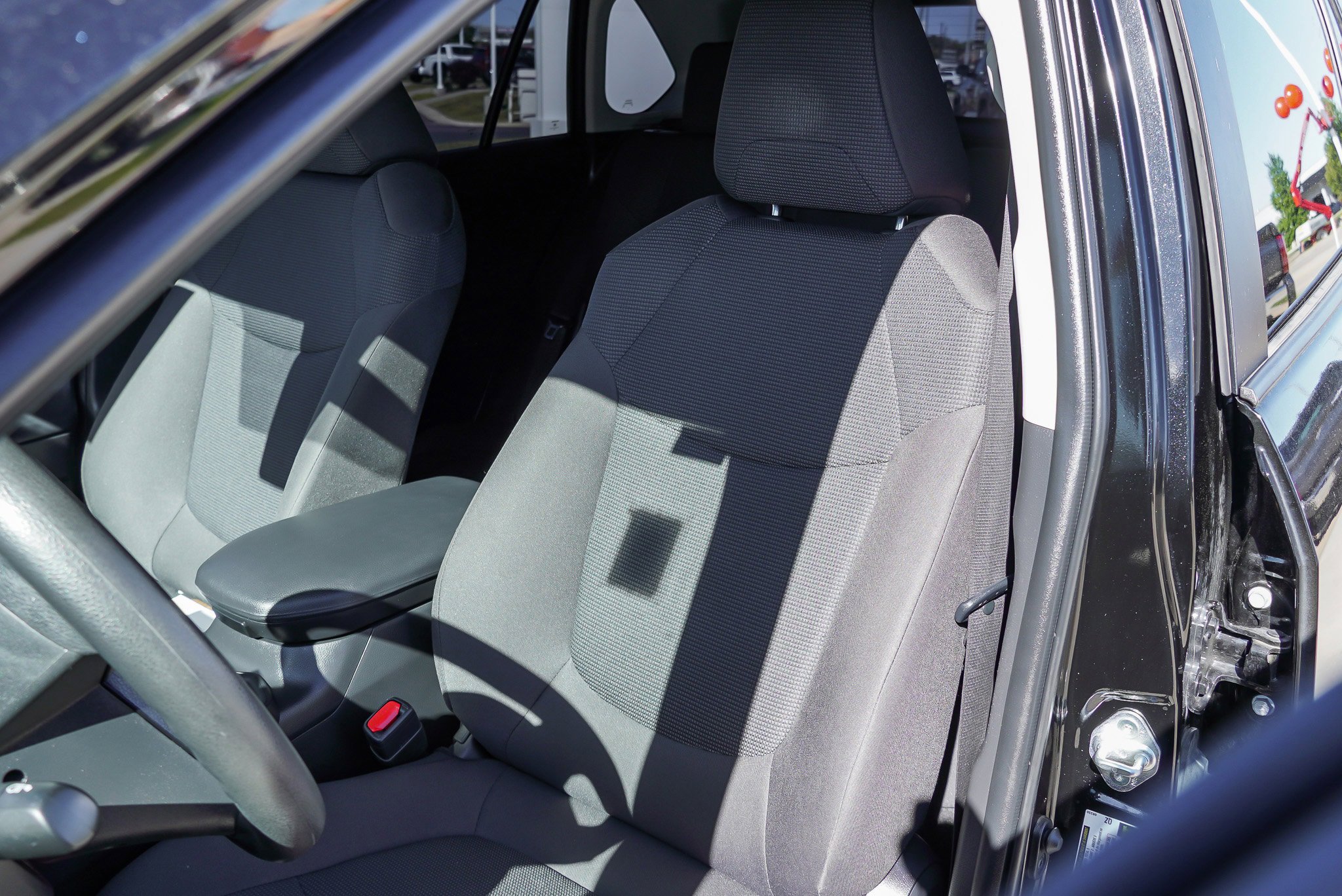 Certified 2024 Toyota RAV4 LE AWD/4WD image 16