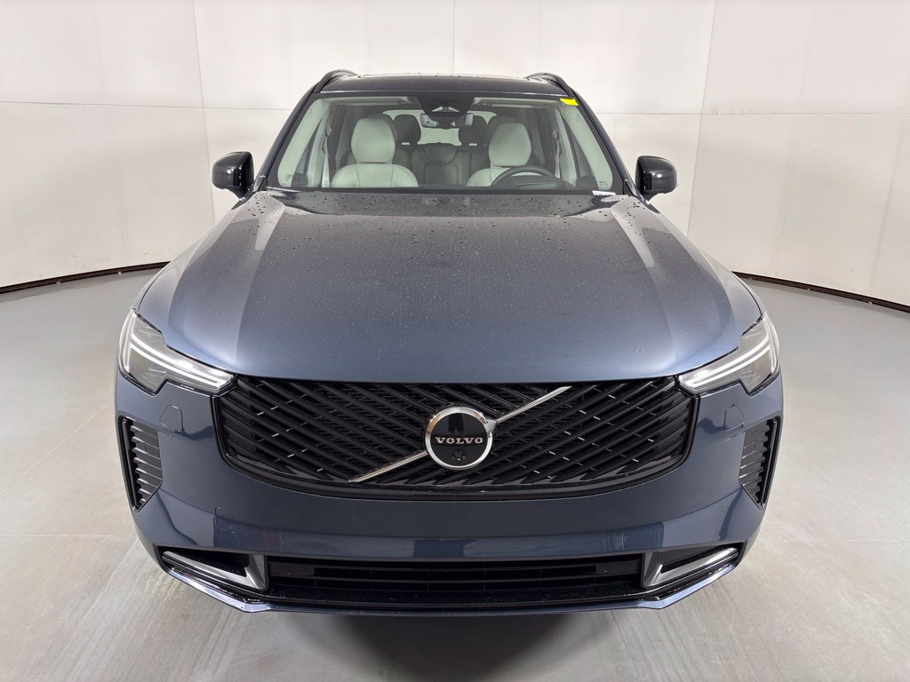 New 2026 Volvo XC90 T8 Ultra w/ Protection Package Premier AWD/4WD image 3