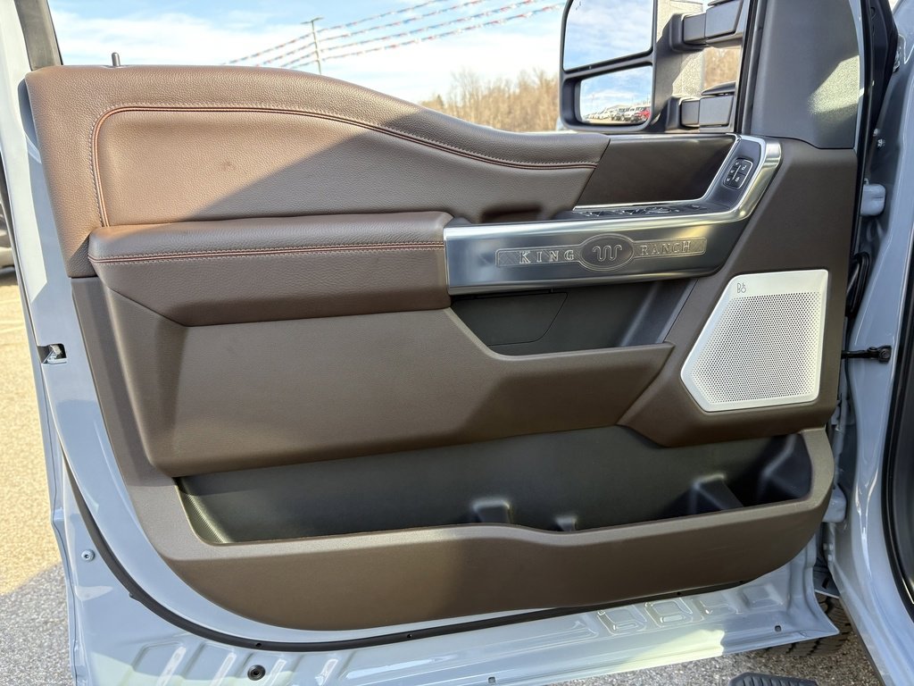 New 2026 Ford F250 King Ranch w/ Chrome Package image 31