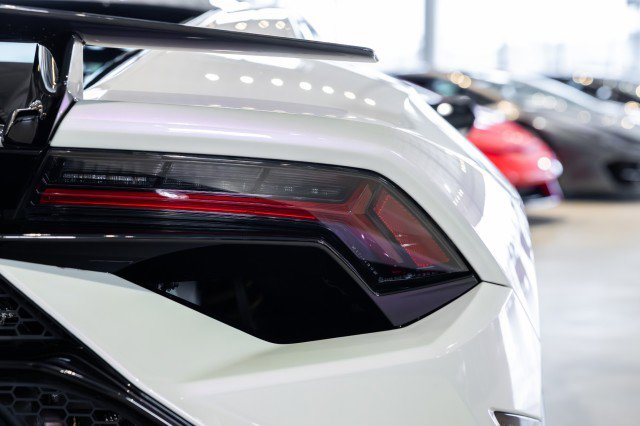 Used 2024 Lamborghini Huracan Tecnica image 22