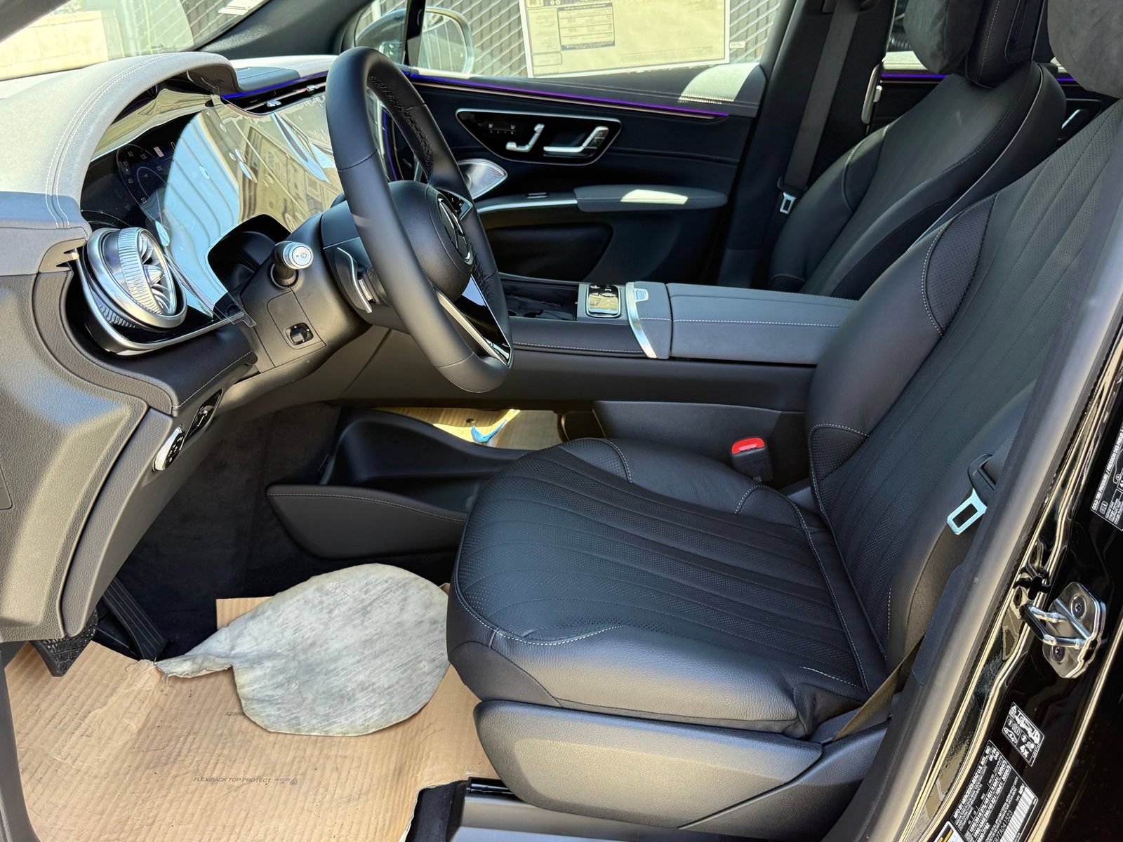 New 2026 Mercedes-Benz EQS 400 4MATIC SUV image 19