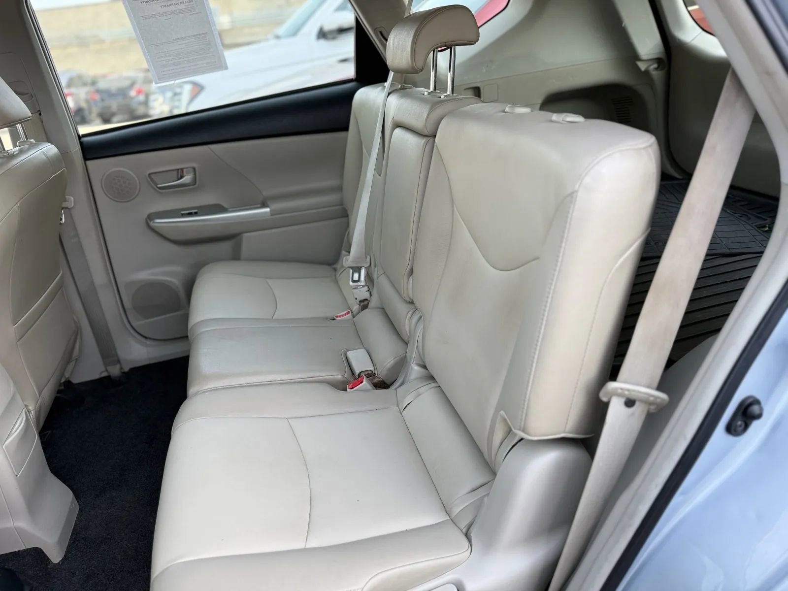 Used 2014 Toyota Prius V Five image 14