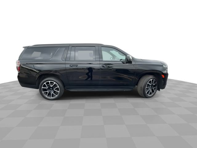 Certified 2023 Chevrolet Suburban RST w/ Luxury Package AWD/4WD image 9