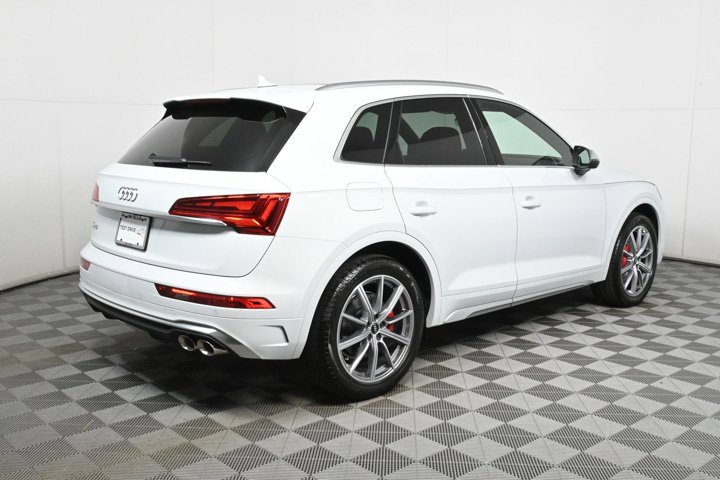 New 2025 Audi SQ5 Premium Plus image 3