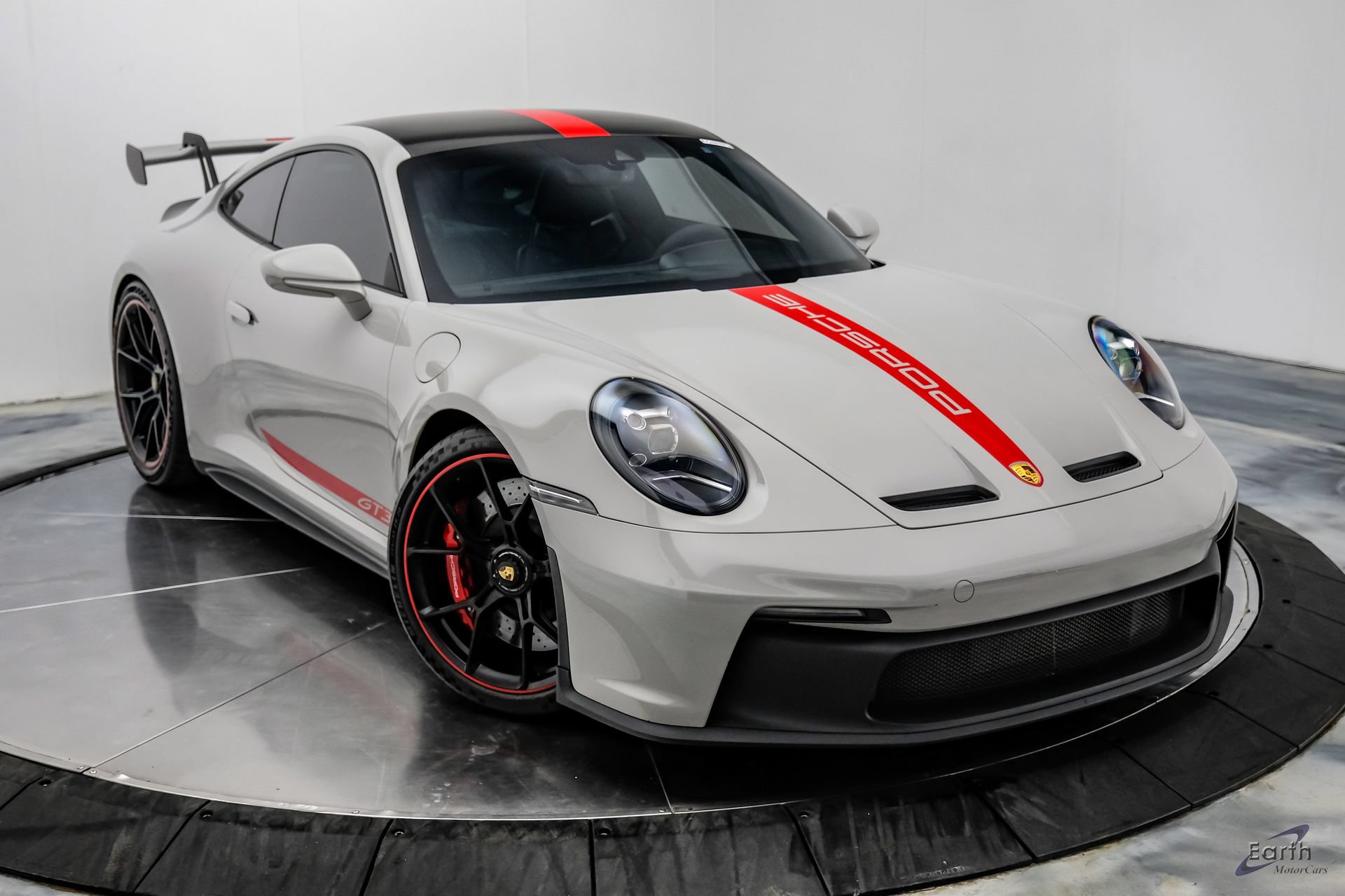 Used 2022 Porsche 911 GT3 RWD image 31