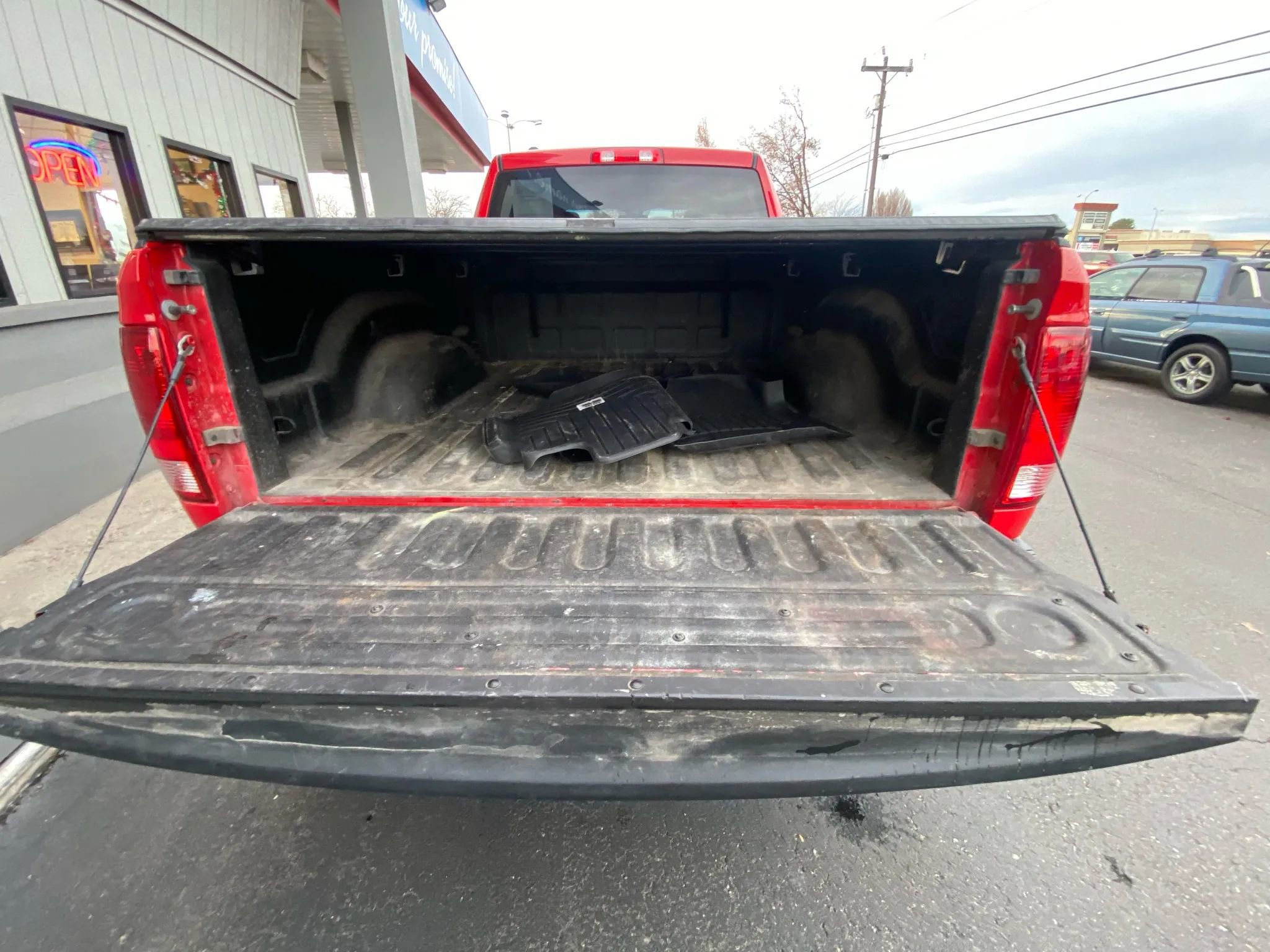 Used 2015 RAM 1500 Express image 24