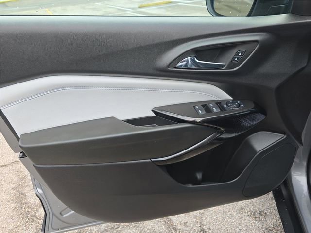 Used 2024 Chevrolet Trax LT w/ Driver Confidence Package image 13