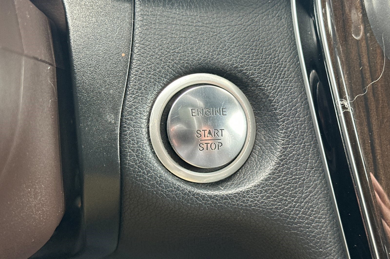 Used 2017 Mercedes-Benz GLC 300 4MATIC image 35