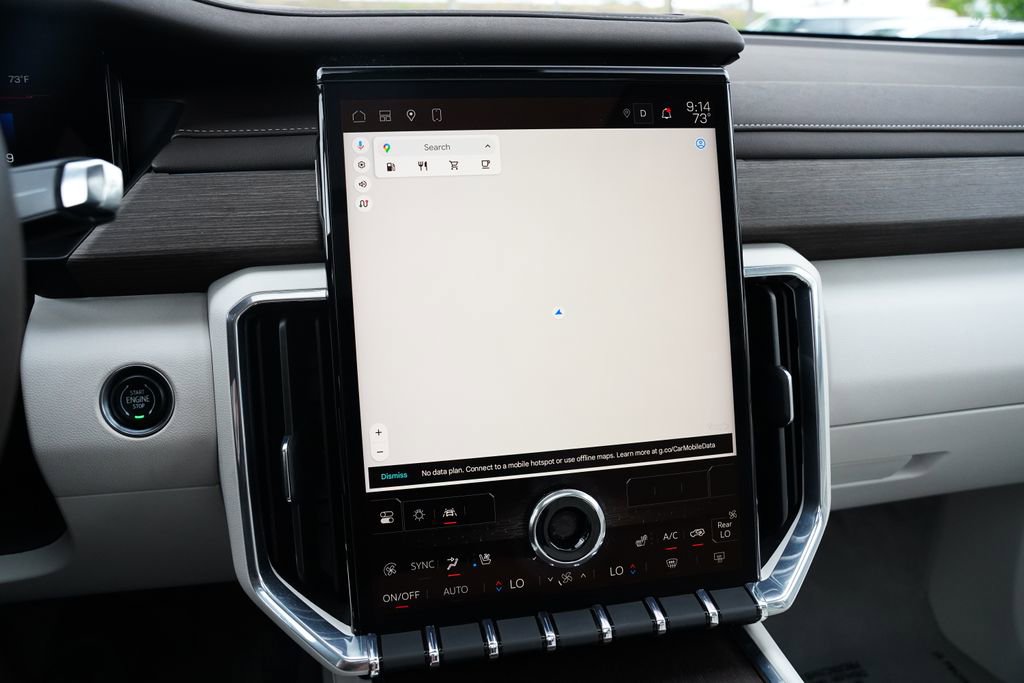 Used 2024 GMC Acadia Denali image 29