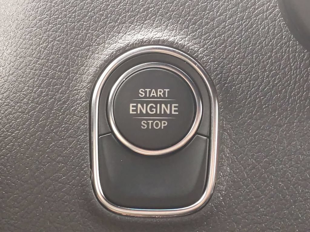 Used 2022 Mercedes-Benz Sprinter 2500 image 22