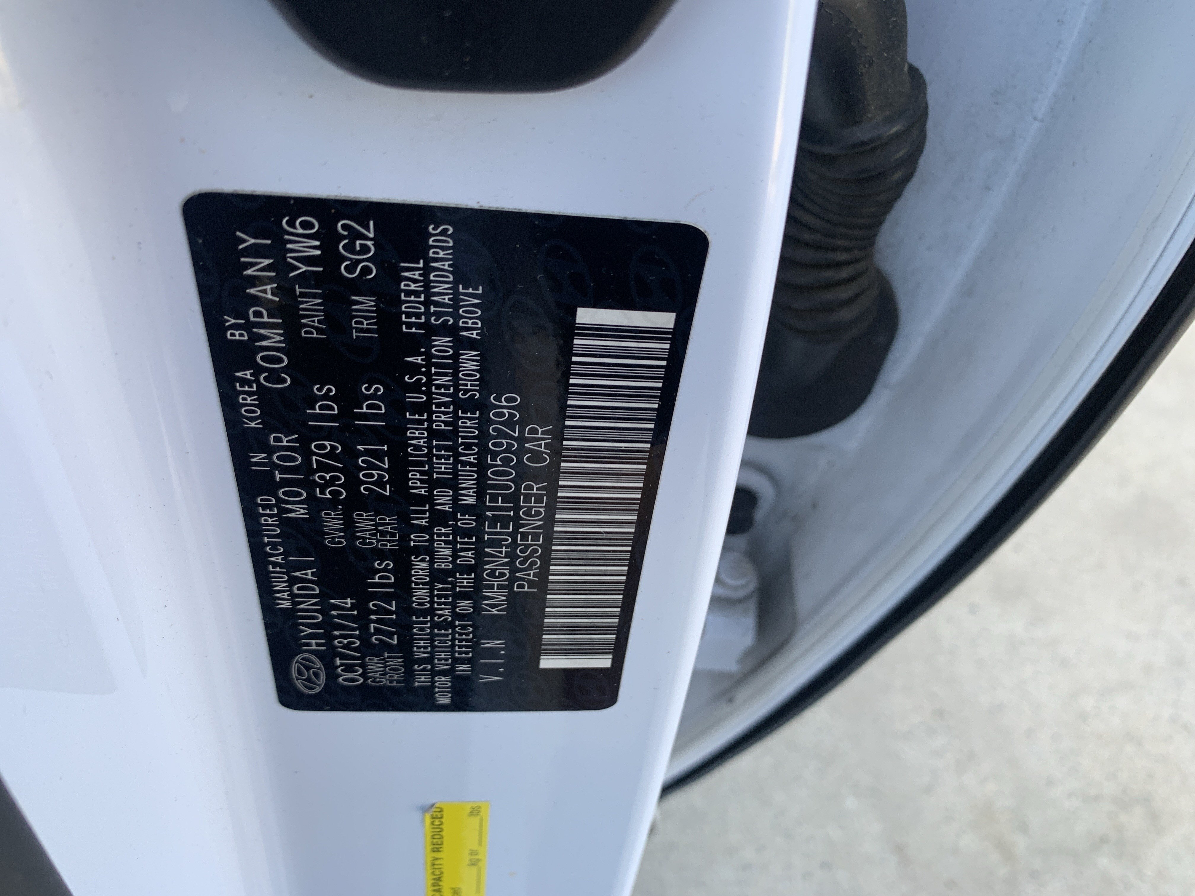 Used 2015 Hyundai Genesis 3.8 w/ Option Group 03 RWD image 36
