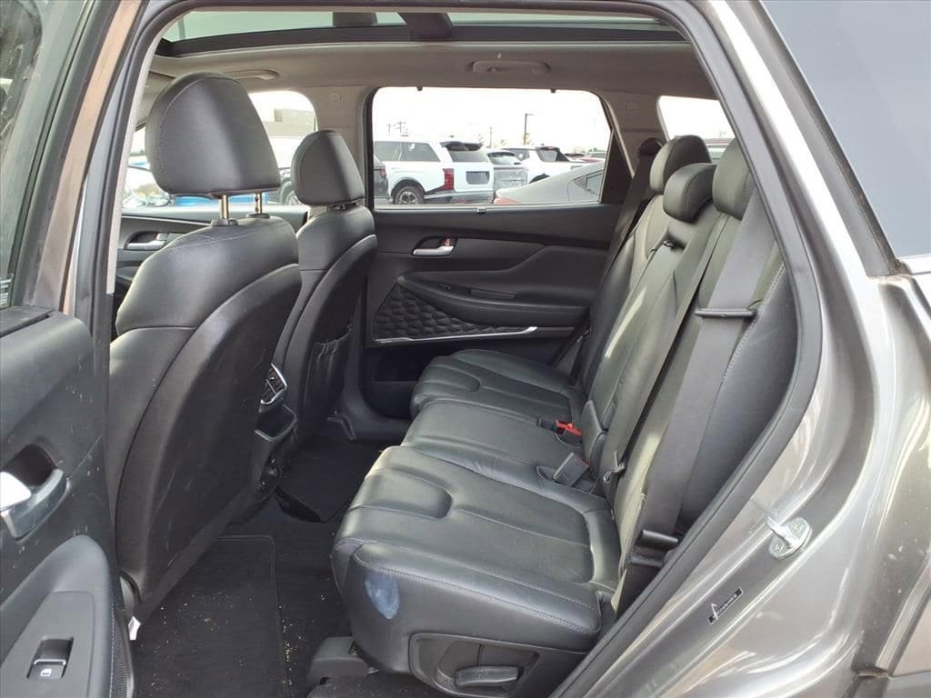 Used 2020 Hyundai Santa Fe SEL w/ Convenience + Premium Package FWD image 5
