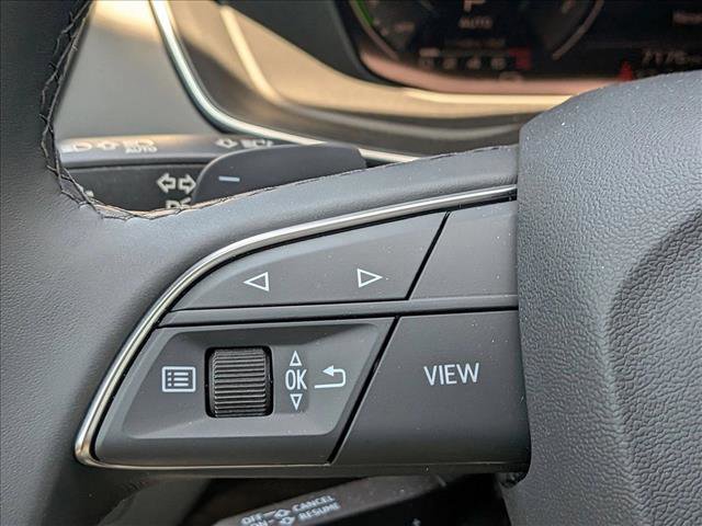 Certified 2025 Audi Q5 e Premium image 13