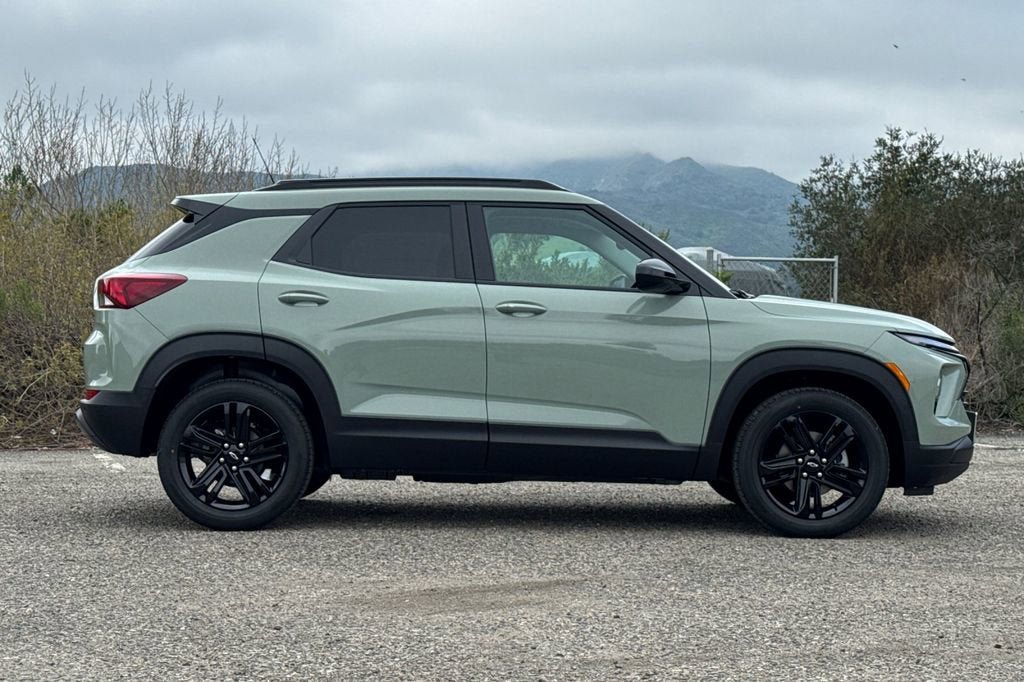 New 2026 Chevrolet TrailBlazer LT w/ Convenience Package FWD image 3