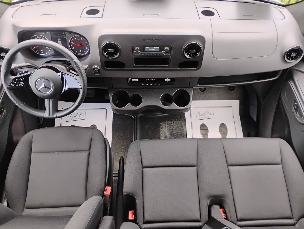 Used 2025 Mercedes-Benz Sprinter 2500 image 20