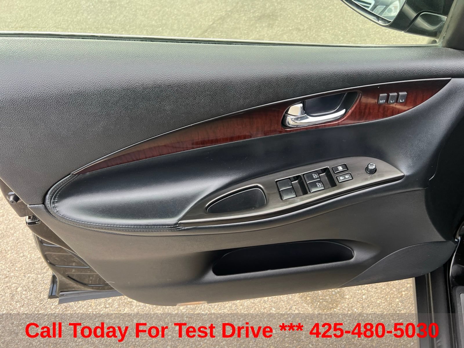 Used 2016 INFINITI QX50 AWD w/ Technology Package image 15