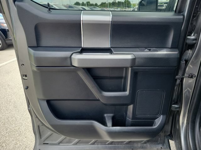Used 2016 Ford F150 XLT w/ Equipment Group 302A Luxury AWD/4WD image 17
