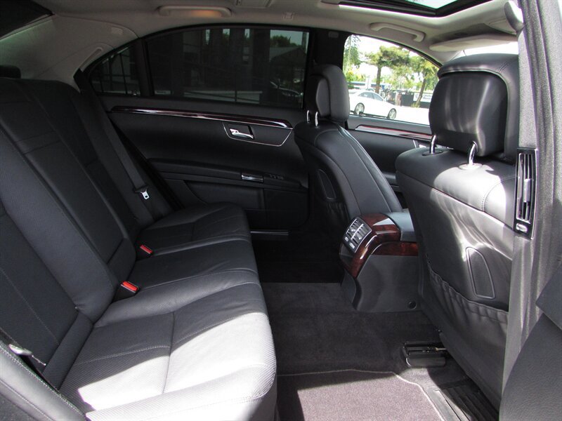 Used 2007 Mercedes-Benz S 550 image 23