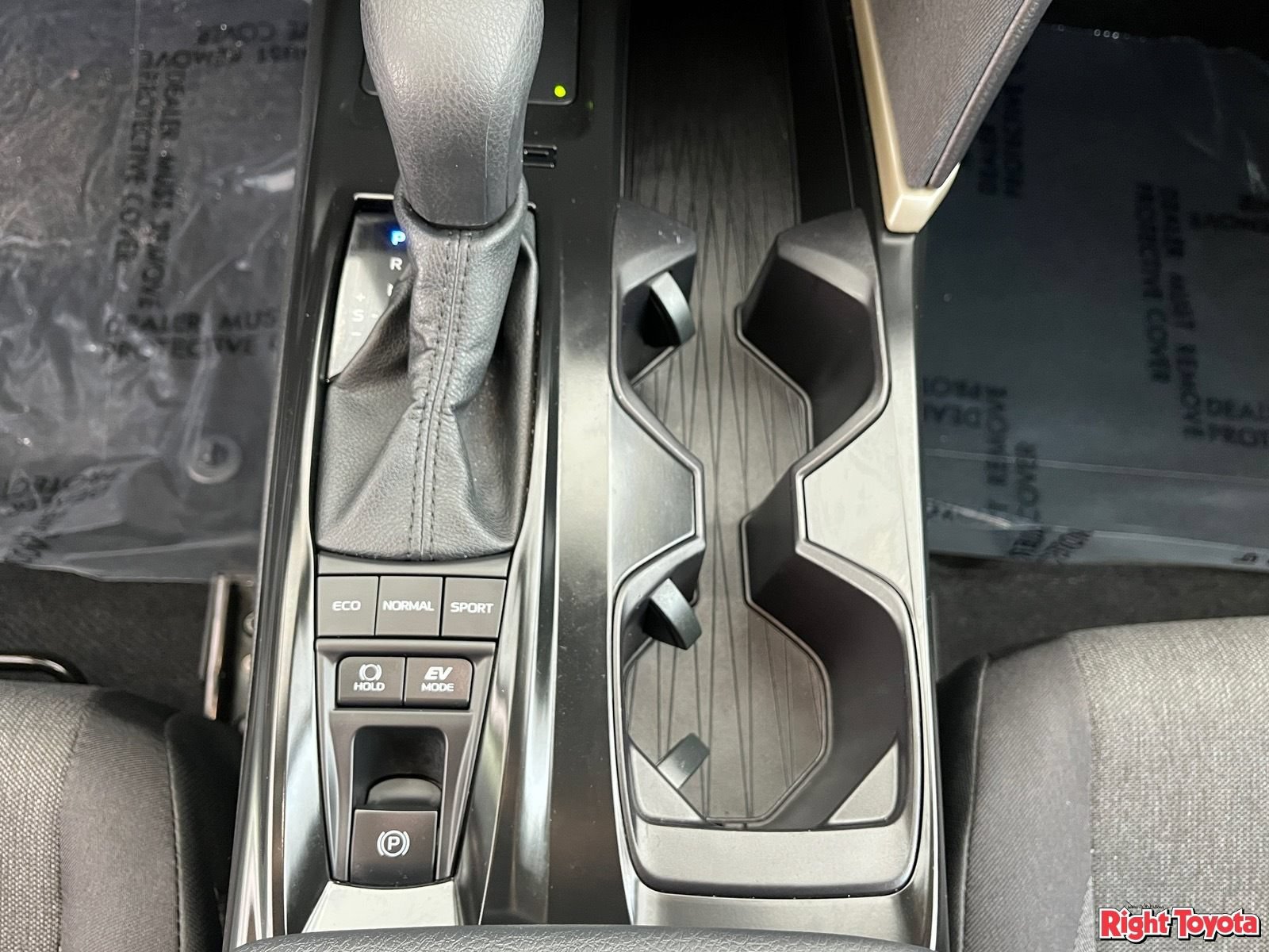 Used 2026 Toyota Camry LE FWD image 30