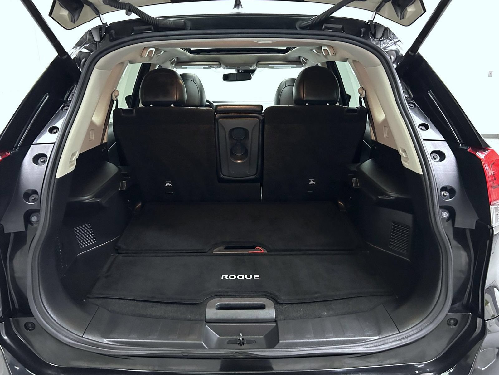 Used 2019 Nissan Rogue SL w/ Premium Package AWD/4WD image 21