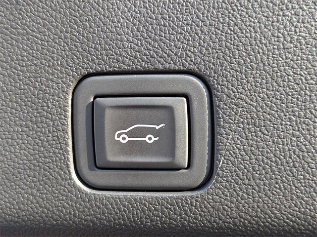 Certified 2024 Cadillac Escalade ESV V w/ LPO, Floor Liner Package image 13