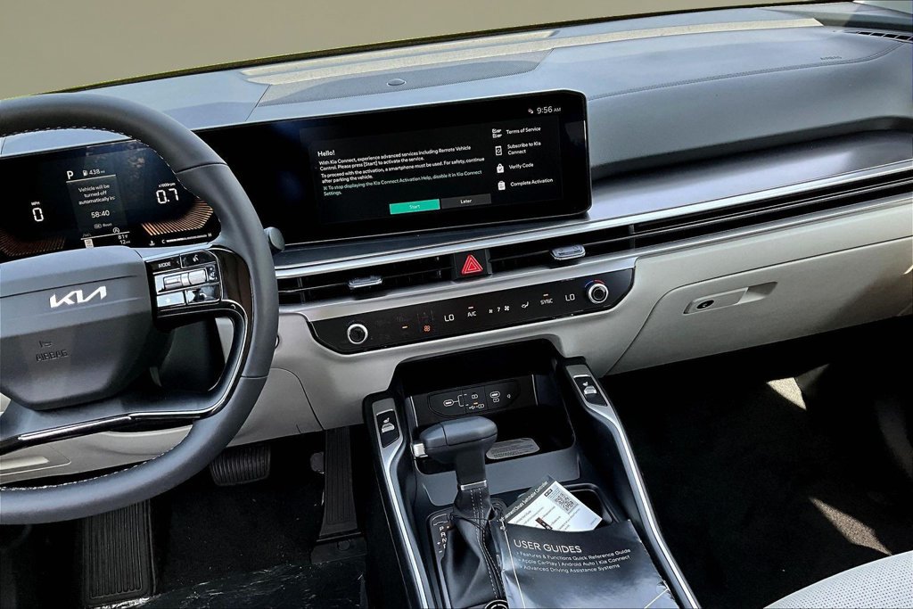 New 2026 Kia Sorento S w/ S Panoramic Sunroof Package FWD image 6