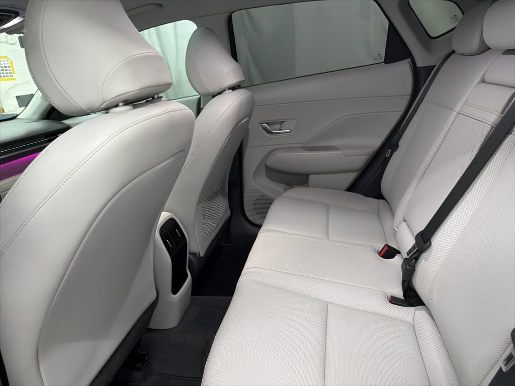 Used 2024 Hyundai Kona Limited image 20