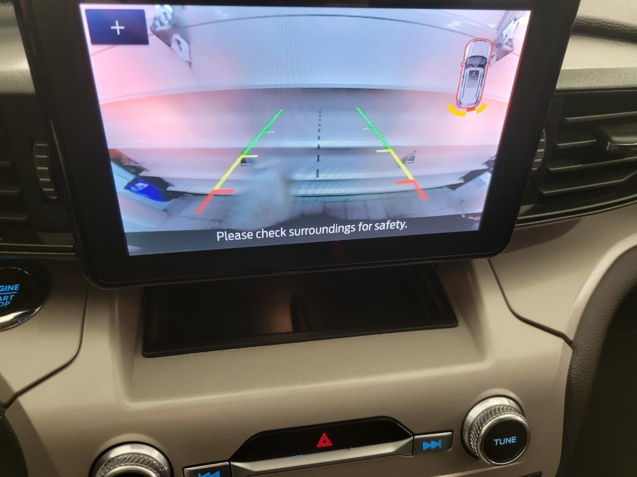 Used 2023 Ford Explorer XLT w/ Class IV Trailer Tow Package image 15