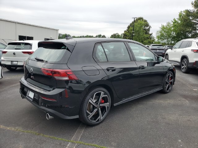New 2026 Volkswagen GTI SE FWD image 4
