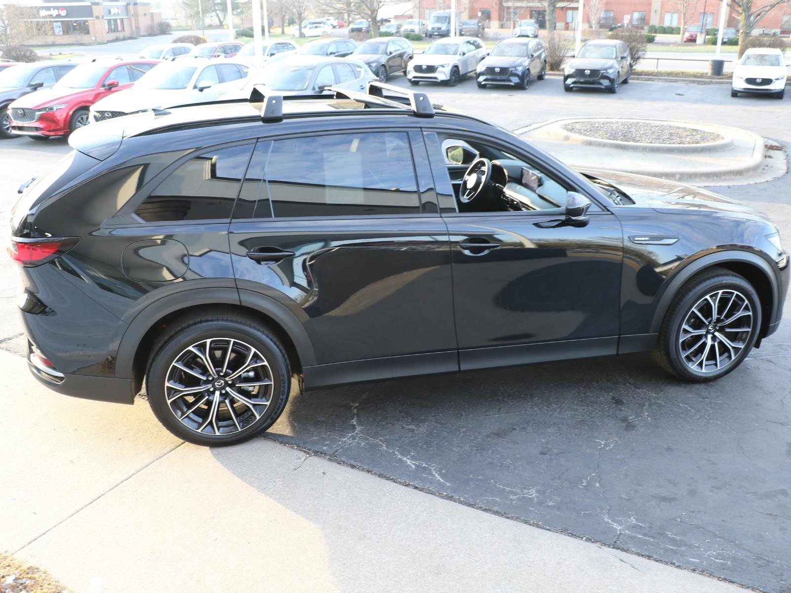 Certified 2025 MAZDA CX-70 Plug-In Hybrid w/ Premium Plus image 5