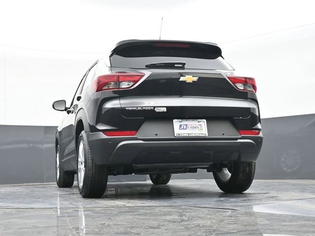 New 2026 Chevrolet TrailBlazer LS w/ LS Convenience Package FWD image 43
