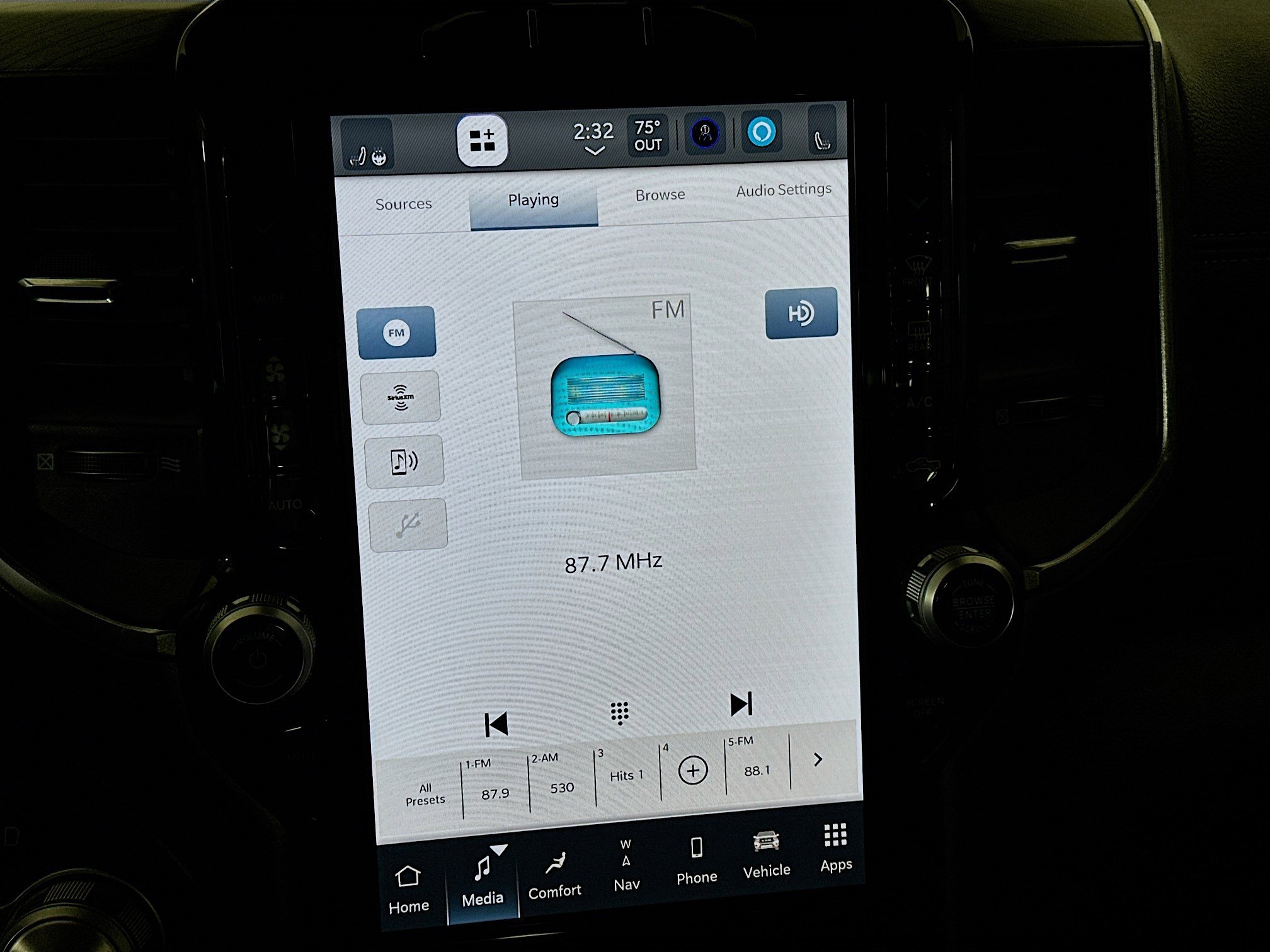 Used 2023 RAM 1500 Laramie image 21