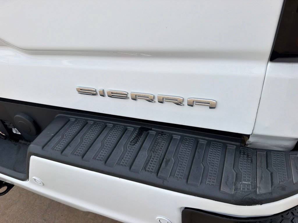 Used 2023 GMC Sierra 1500 Denali w/ Denali Reserve Package RWD image 11