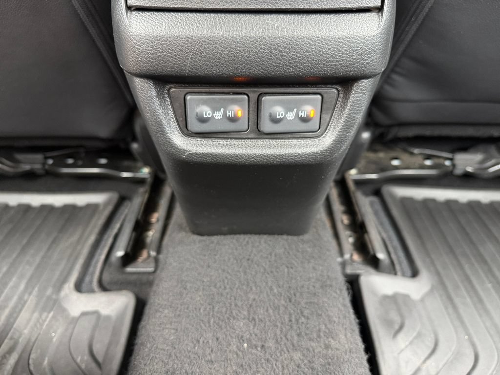 Used 2018 Honda Civic Touring image 29